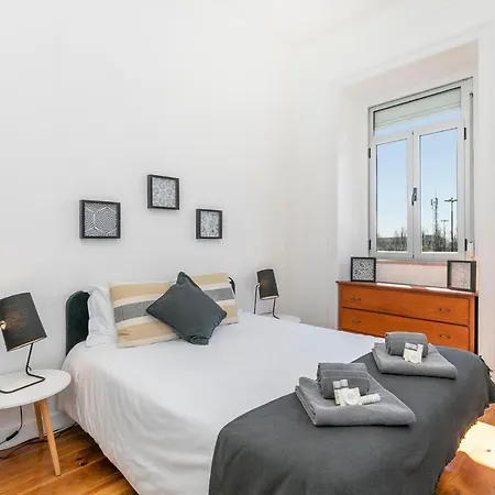 Each-house Alcantara Appartement *